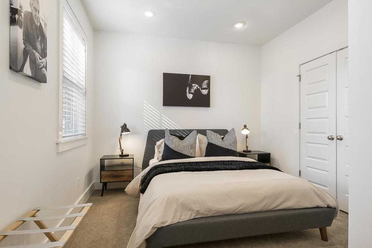 The Bourdain Apartment Bentonville Exterior foto